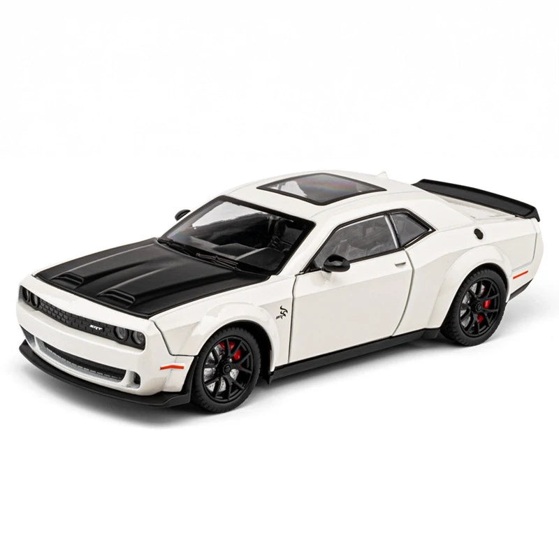 Dodge Challenger SRT Hellcat 1:24