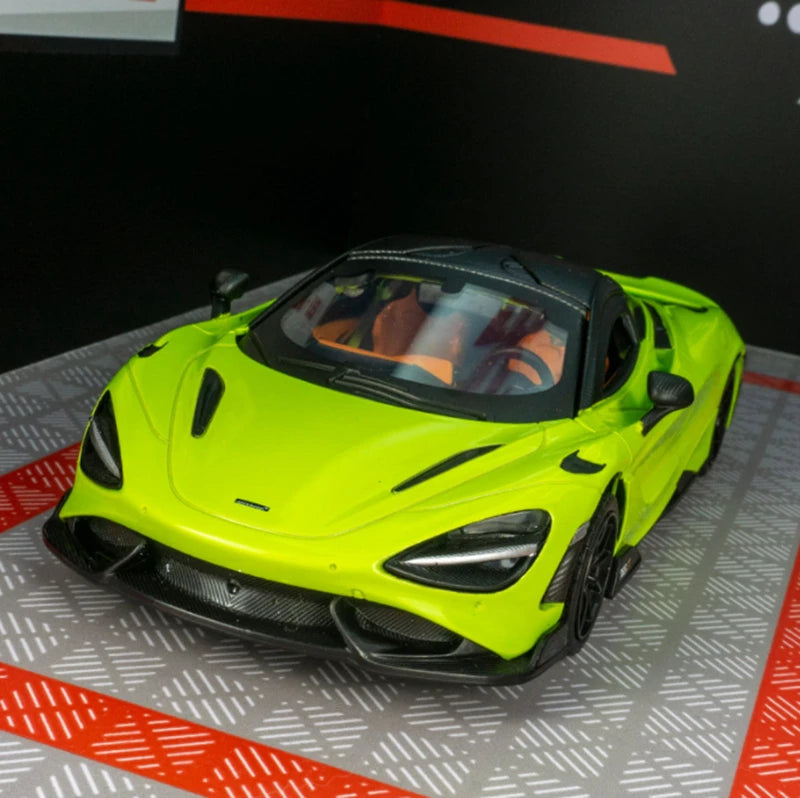 McLaren 765 LT 1:24